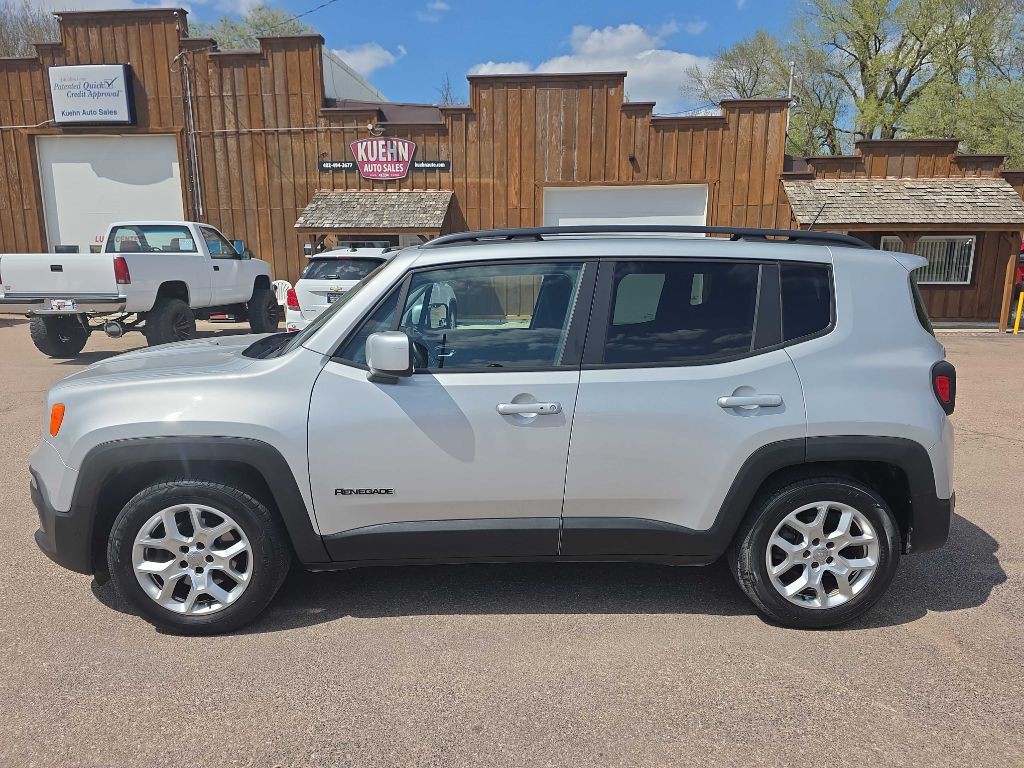 2015 Jeep Renegade Image 2