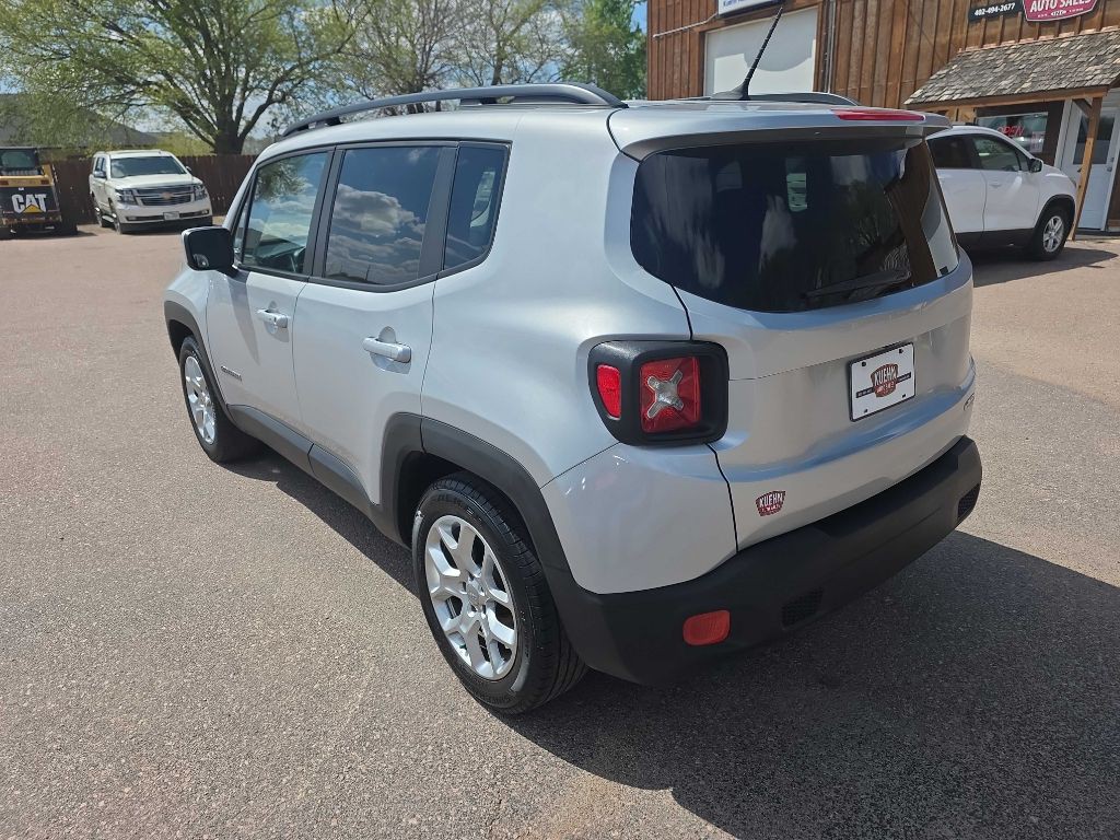 2015 Jeep Renegade Image 3