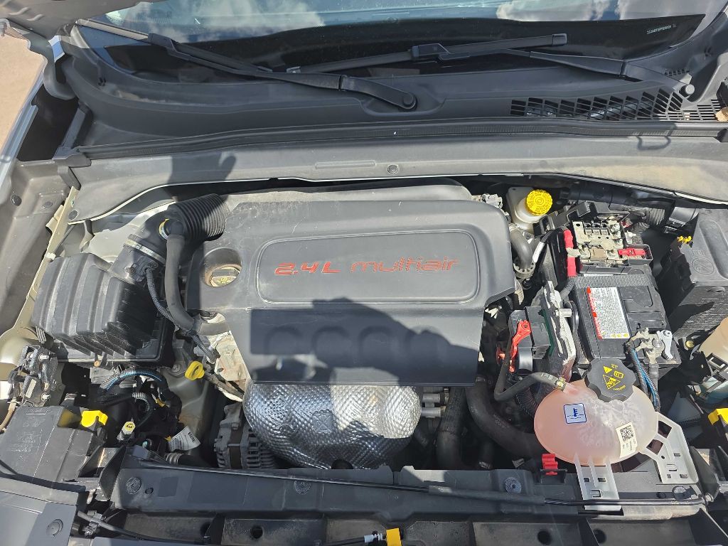 2015 Jeep Renegade Image 15