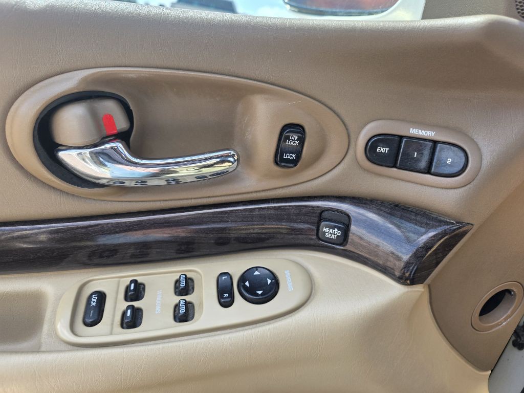 2004 Buick LeSabre Image 10
