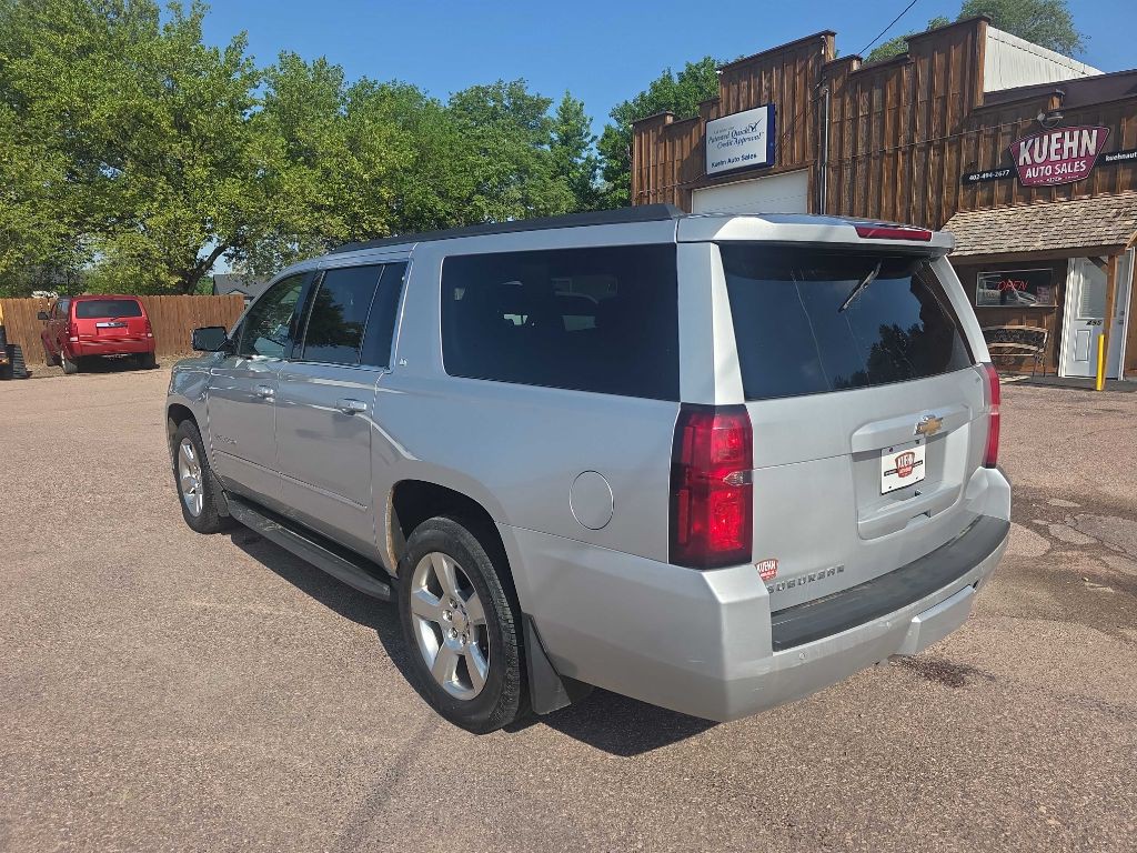2015 Chevrolet Suburban Image 5