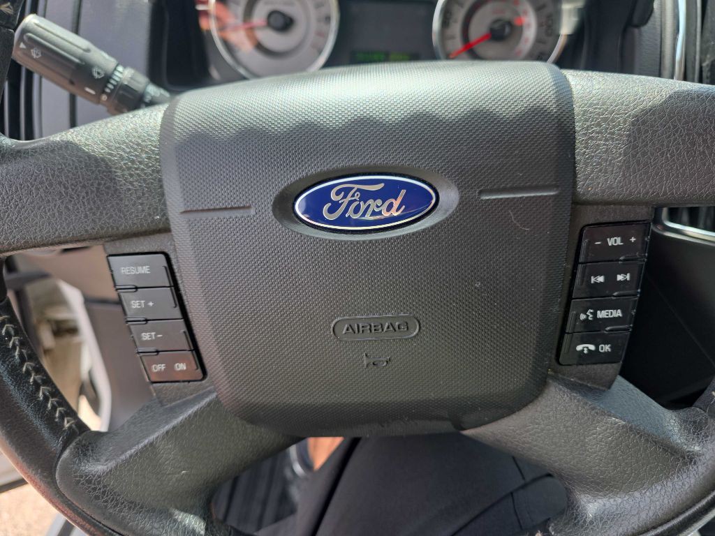 2010 Ford Edge Image 9
