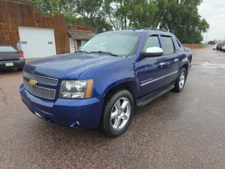 Image for 2013 Chevrolet Avalanche LTZ ID: 7538956