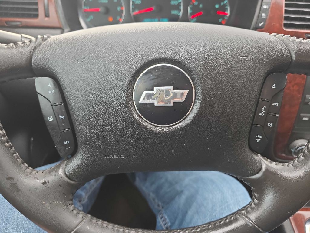 2010 Chevrolet Impala Image 10