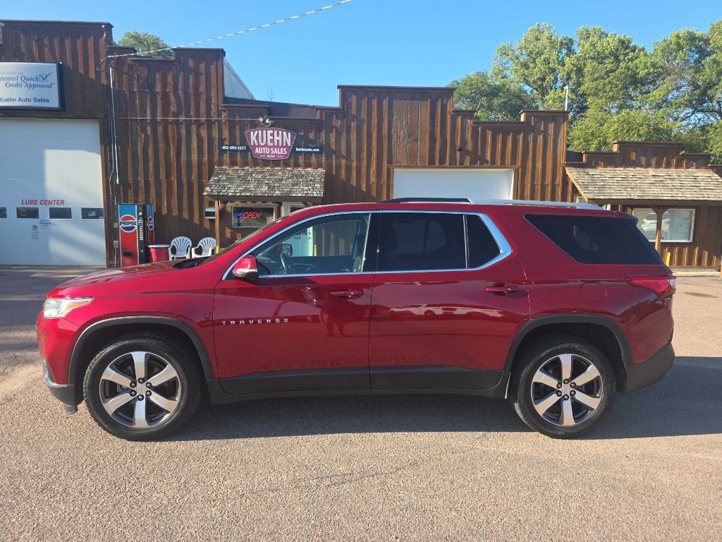 2018 Chevrolet Traverse Image 2
