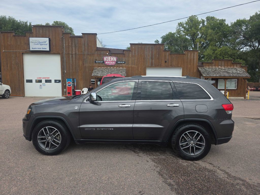 2017 Jeep Grand Cherokee Image 2