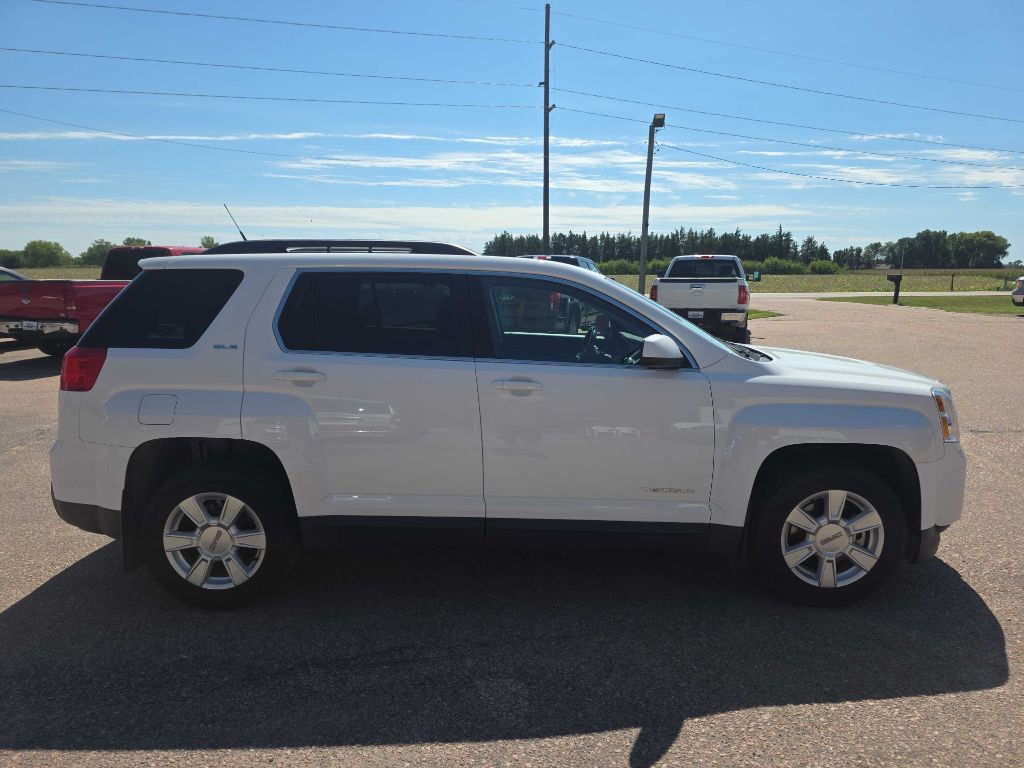 2010 GMC Terrain Image 5