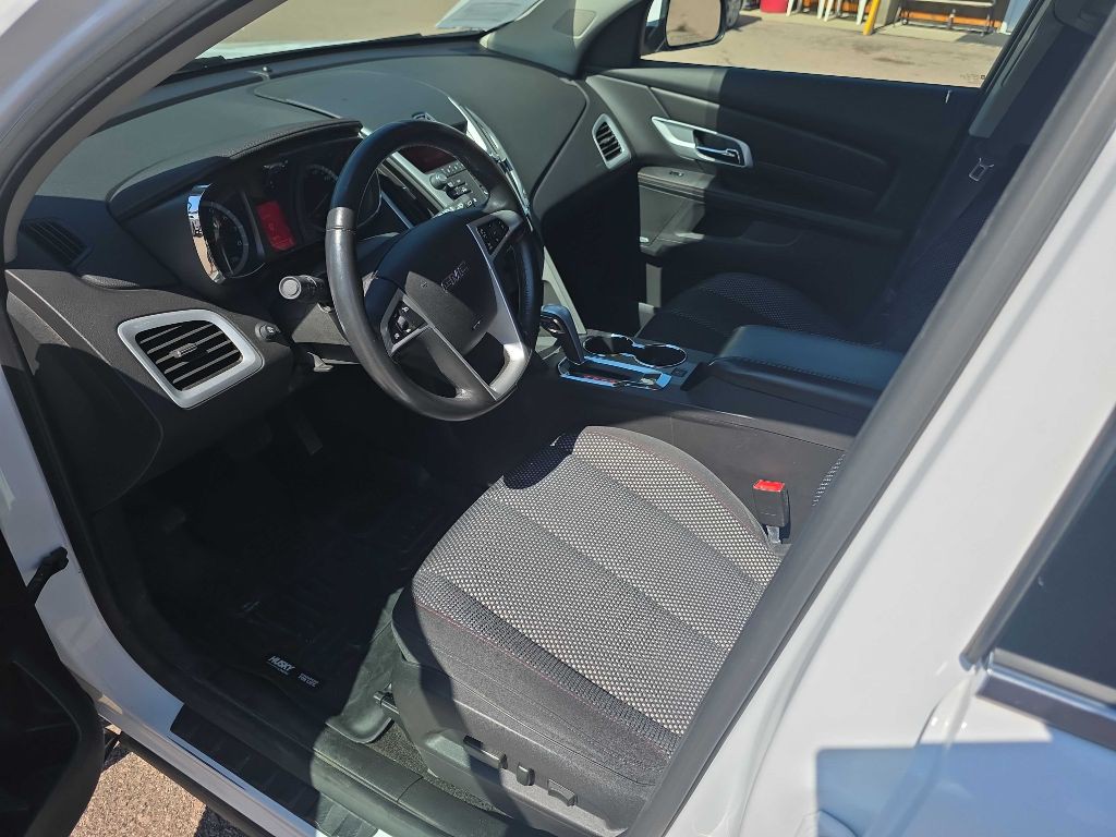 2010 GMC Terrain Image 10