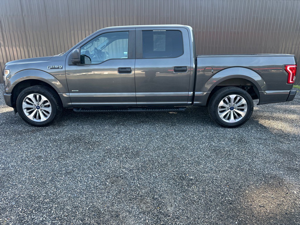 2017 Ford F-150 Image 2