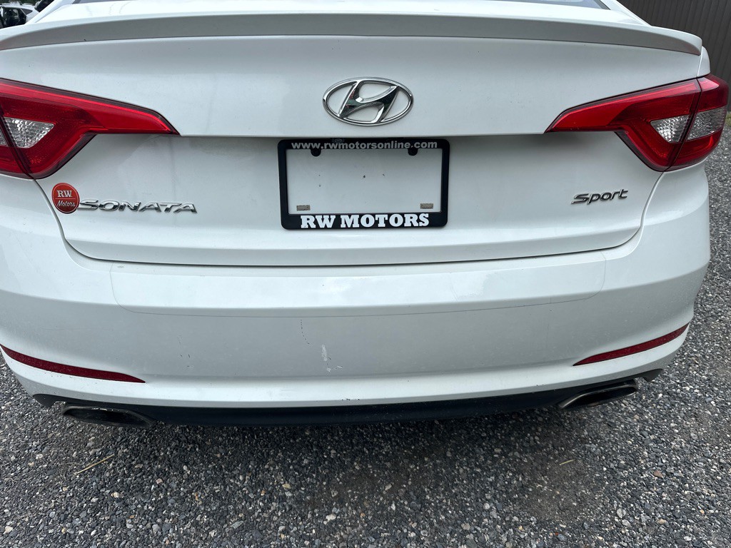 2016 Hyundai Sonata Image 4