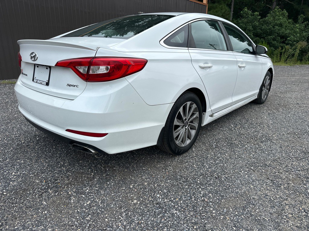 2016 Hyundai Sonata Image 5
