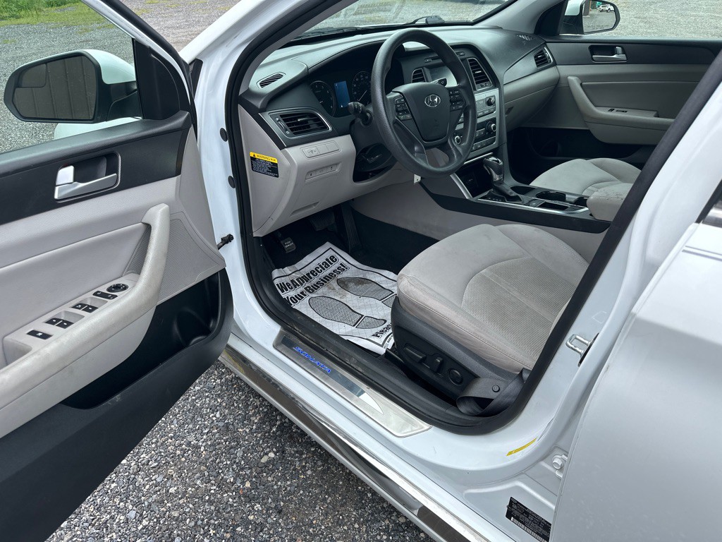 2016 Hyundai Sonata Image 13