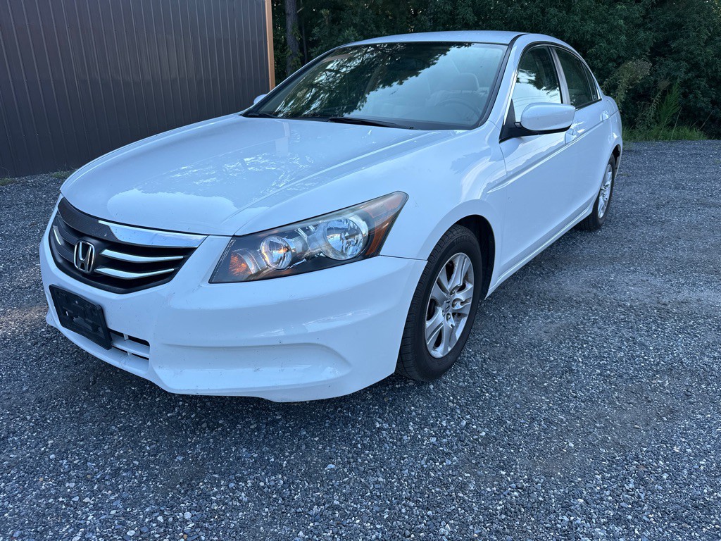 2011 Honda Accord Image 1