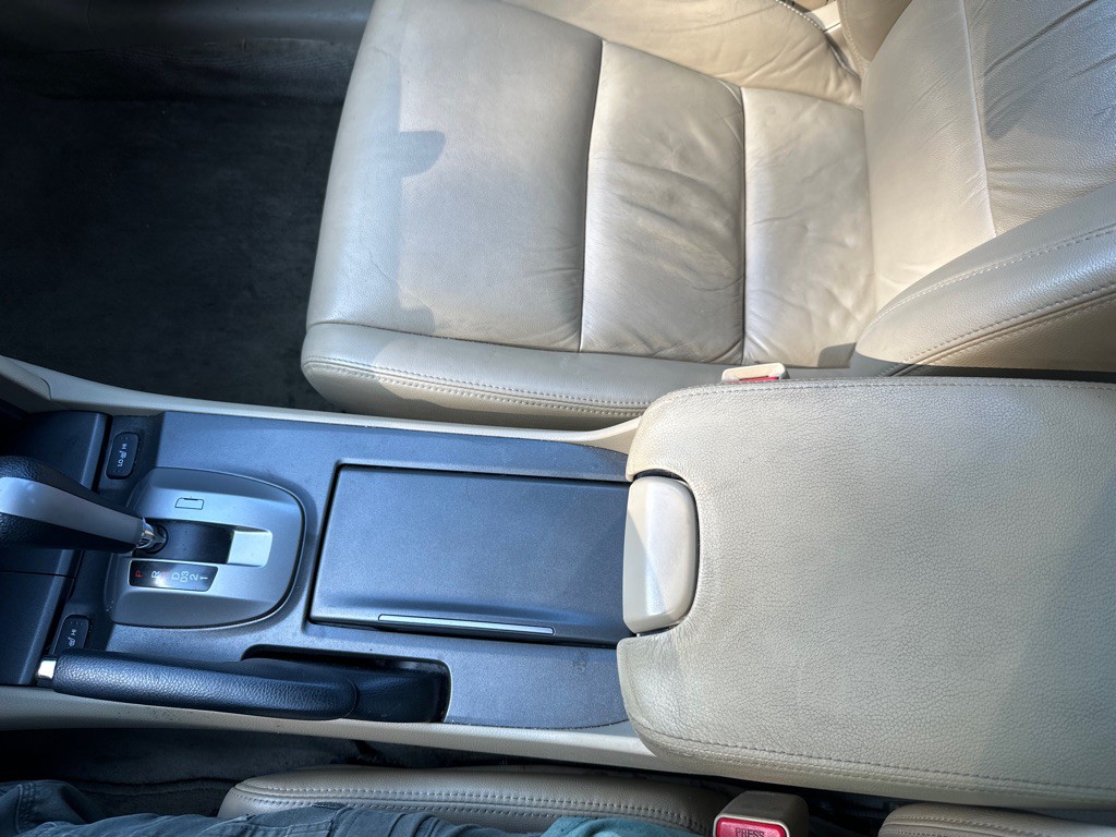 2011 Honda Accord Image 15
