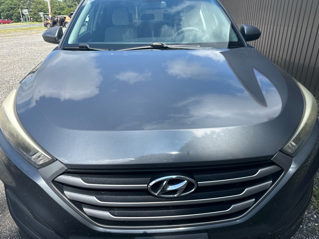 2017 Hyundai Tucson Image 8