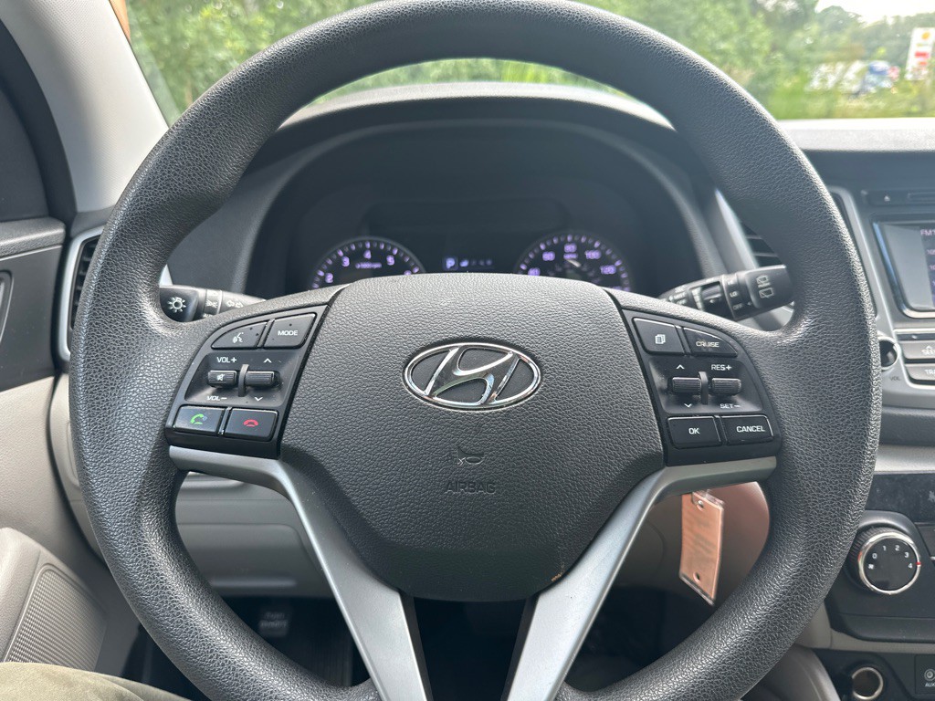 2017 Hyundai Tucson Image 16