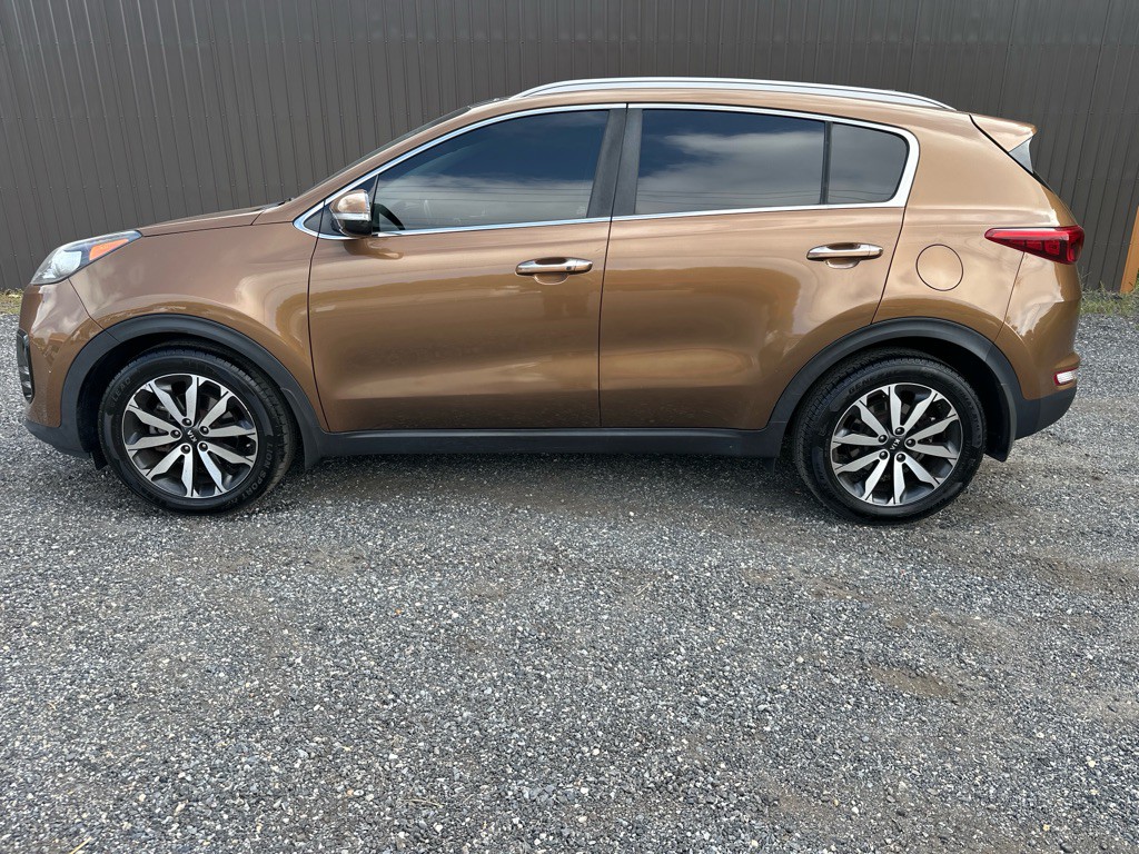 2017 Kia Sportage Image 2