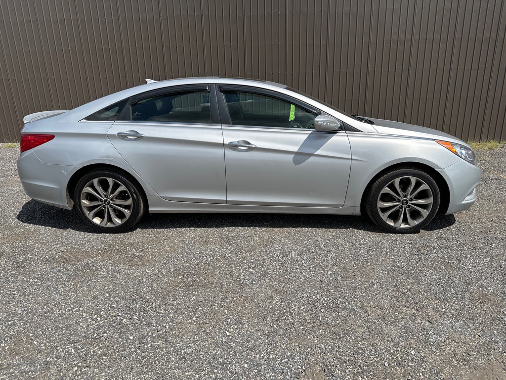 2013 Hyundai Sonata Image 6