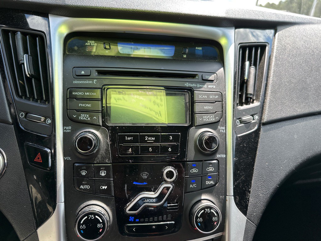 2013 Hyundai Sonata Image 15