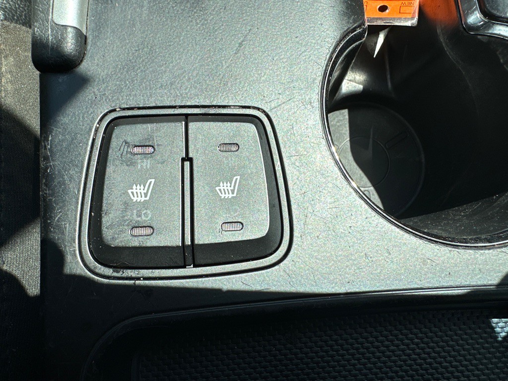 2013 Hyundai Sonata Image 16