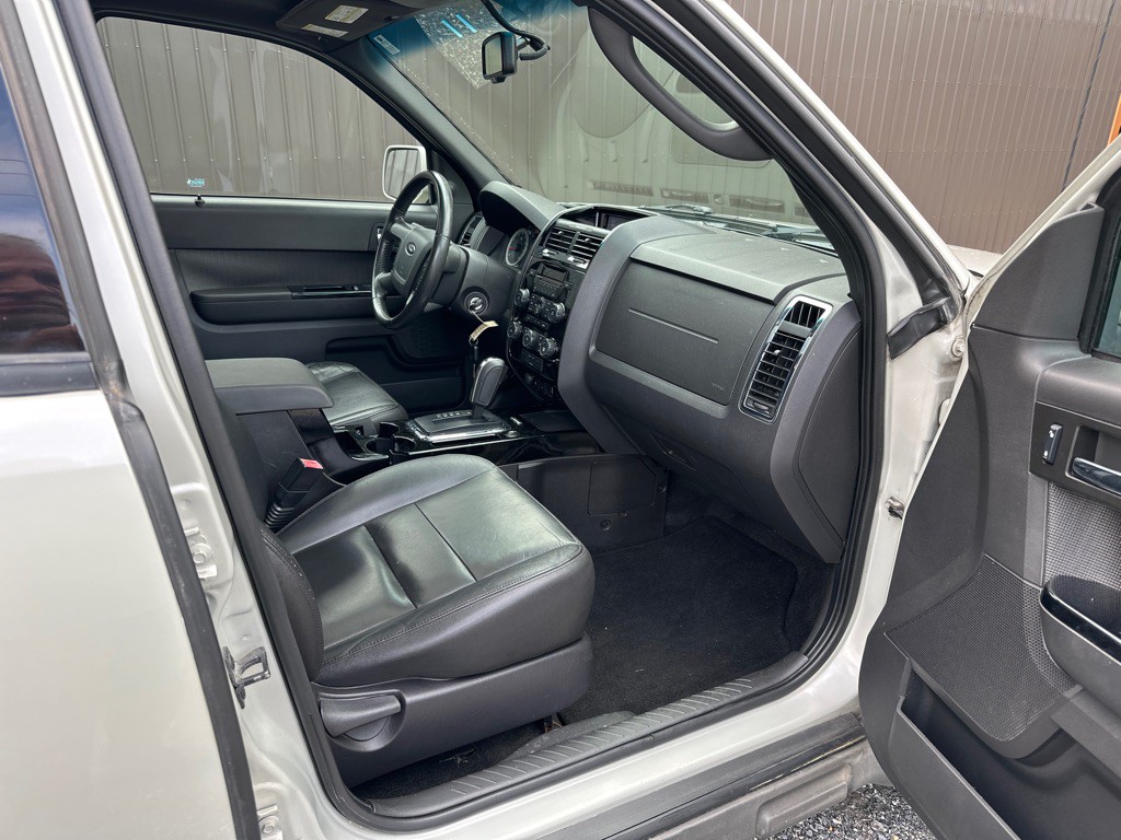 2009 Ford Escape Image 13