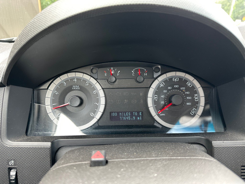 2009 Ford Escape Image 16