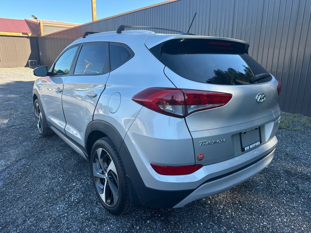 2017 Hyundai Tucson Image 3