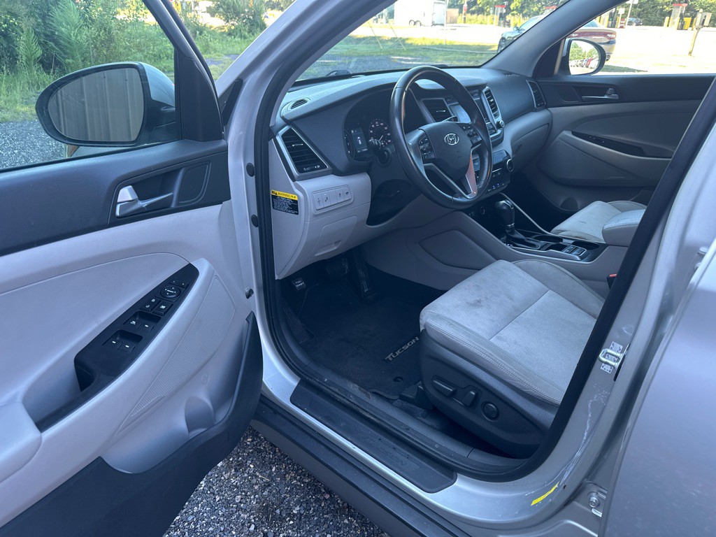 2017 Hyundai Tucson Image 14