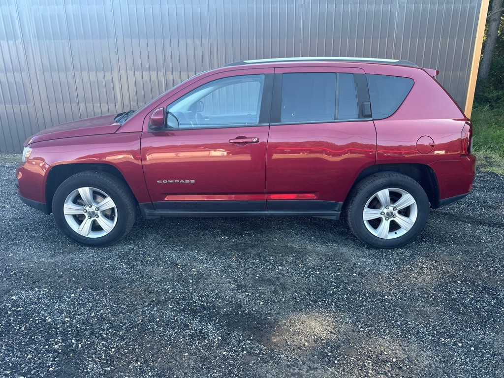 2014 Jeep Compass Image 2