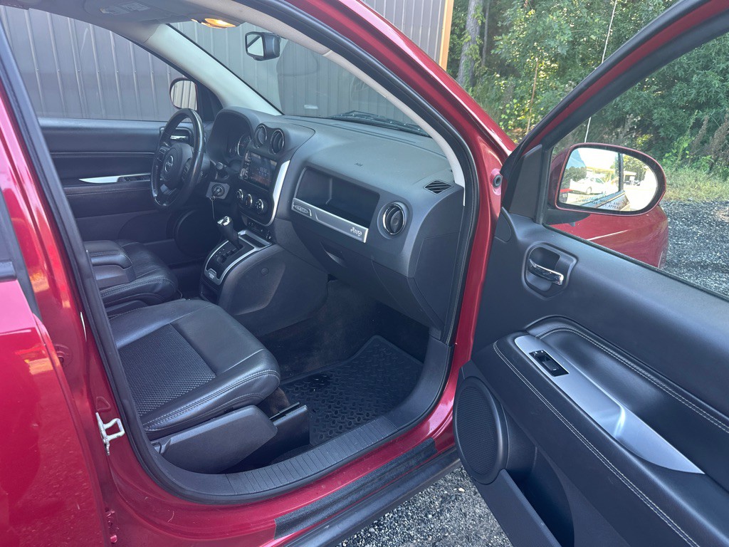 2014 Jeep Compass Image 13