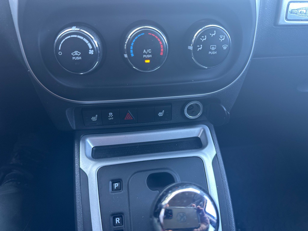 2014 Jeep Compass Image 18
