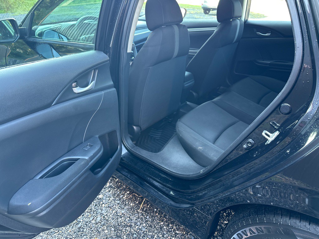 2018 Honda Civic Image 9