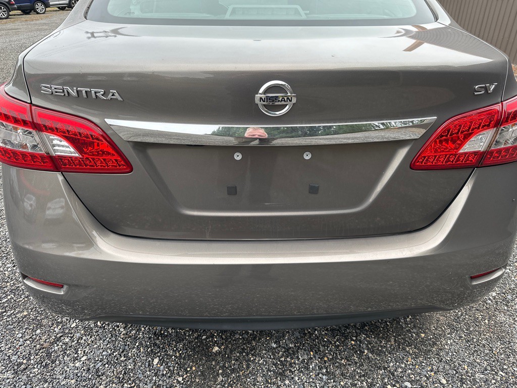 2015 Nissan Sentra Image 4