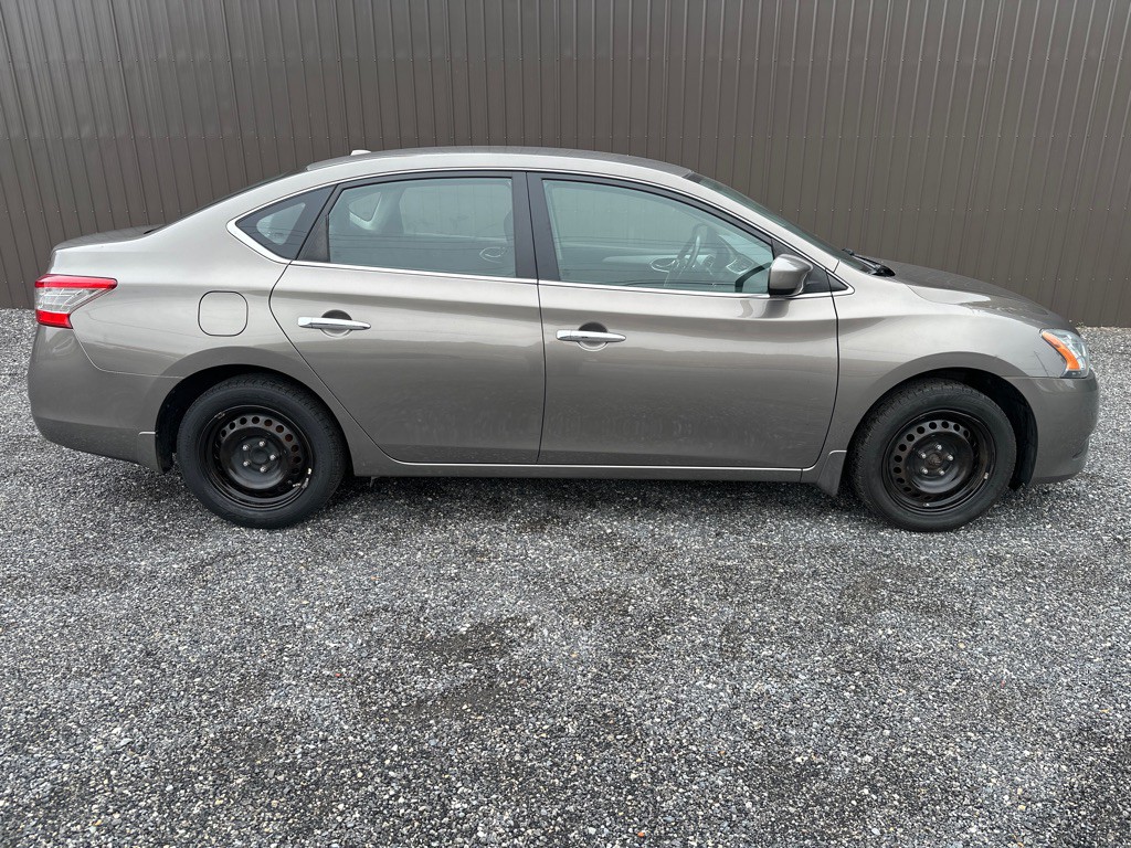 2015 Nissan Sentra Image 6