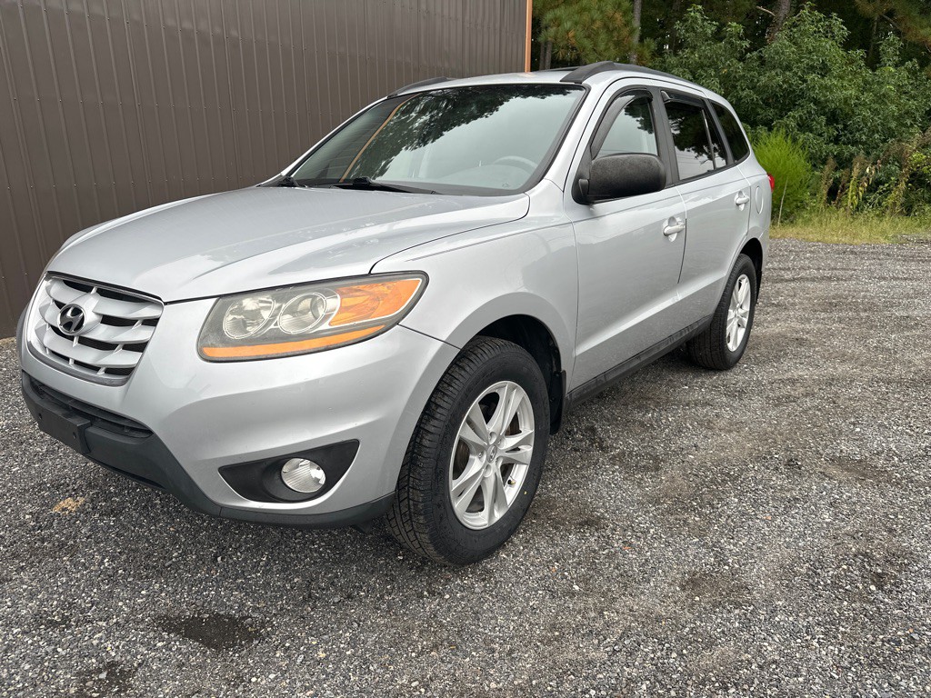 2010 Hyundai Santa Fe Image 1