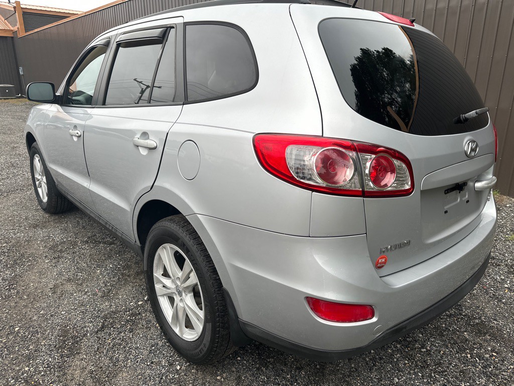 2010 Hyundai Santa Fe Image 3