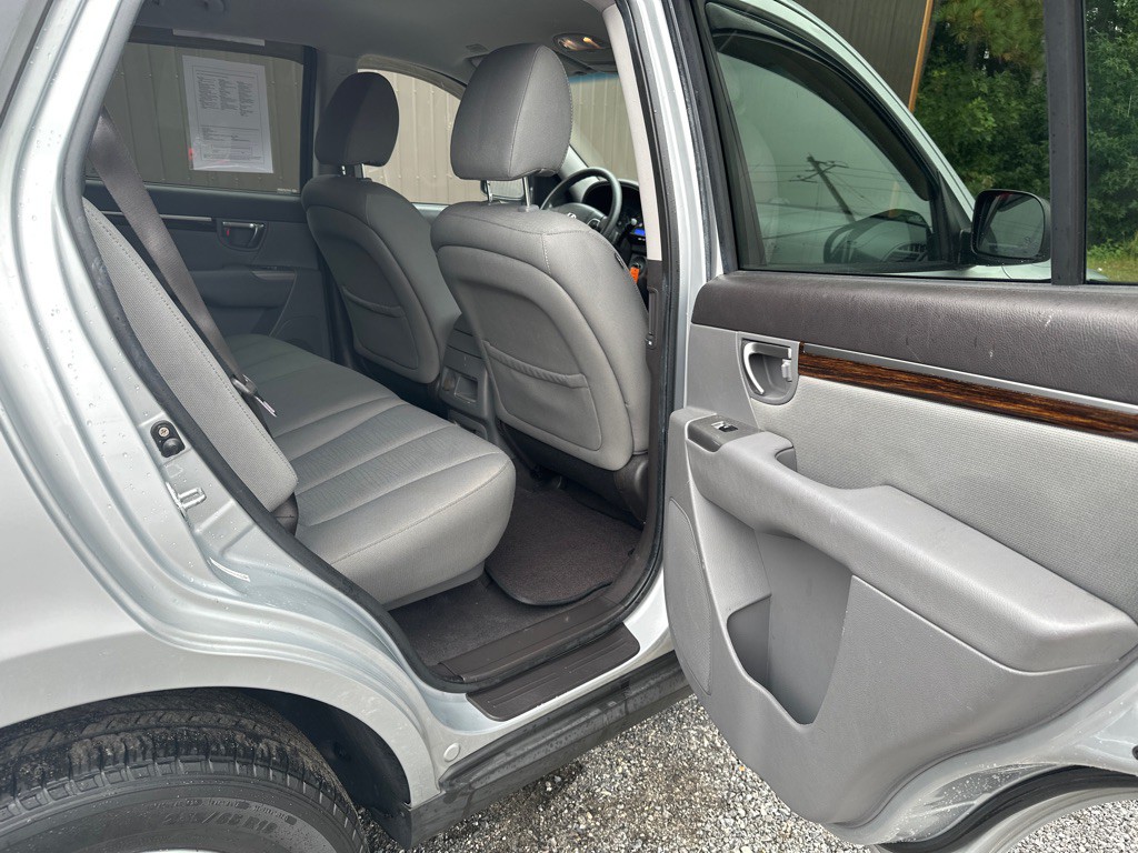 2010 Hyundai Santa Fe Image 12
