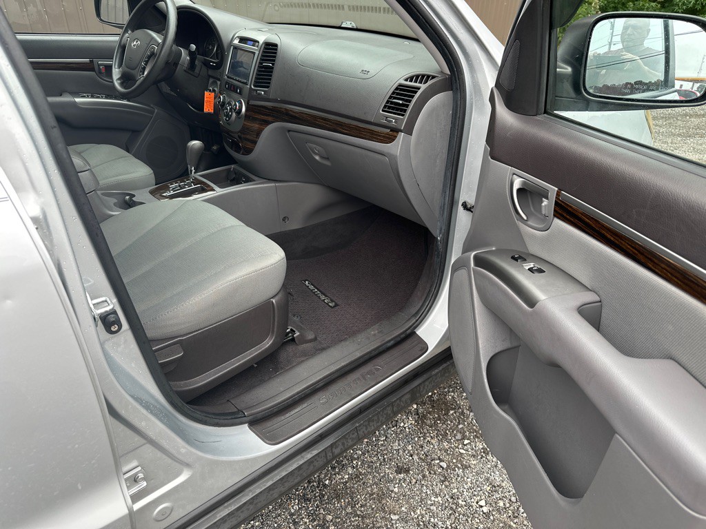 2010 Hyundai Santa Fe Image 13