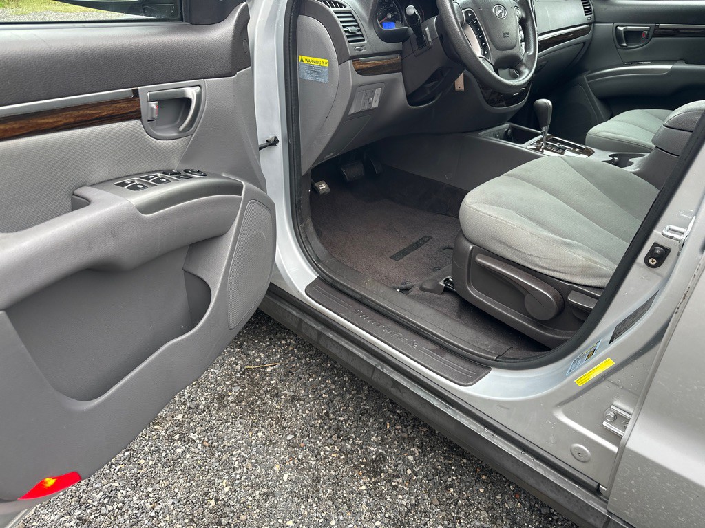 2010 Hyundai Santa Fe Image 14