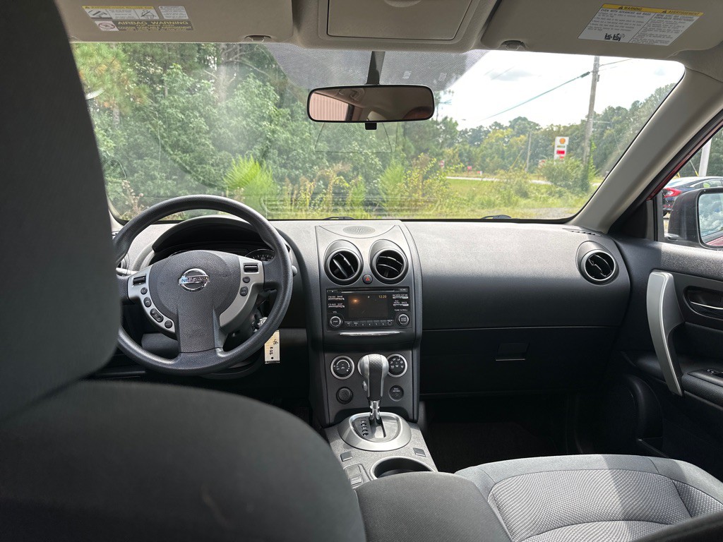 2014 Nissan Rogue Image 10