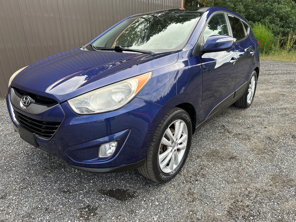 2010 Hyundai Tucson Image 1