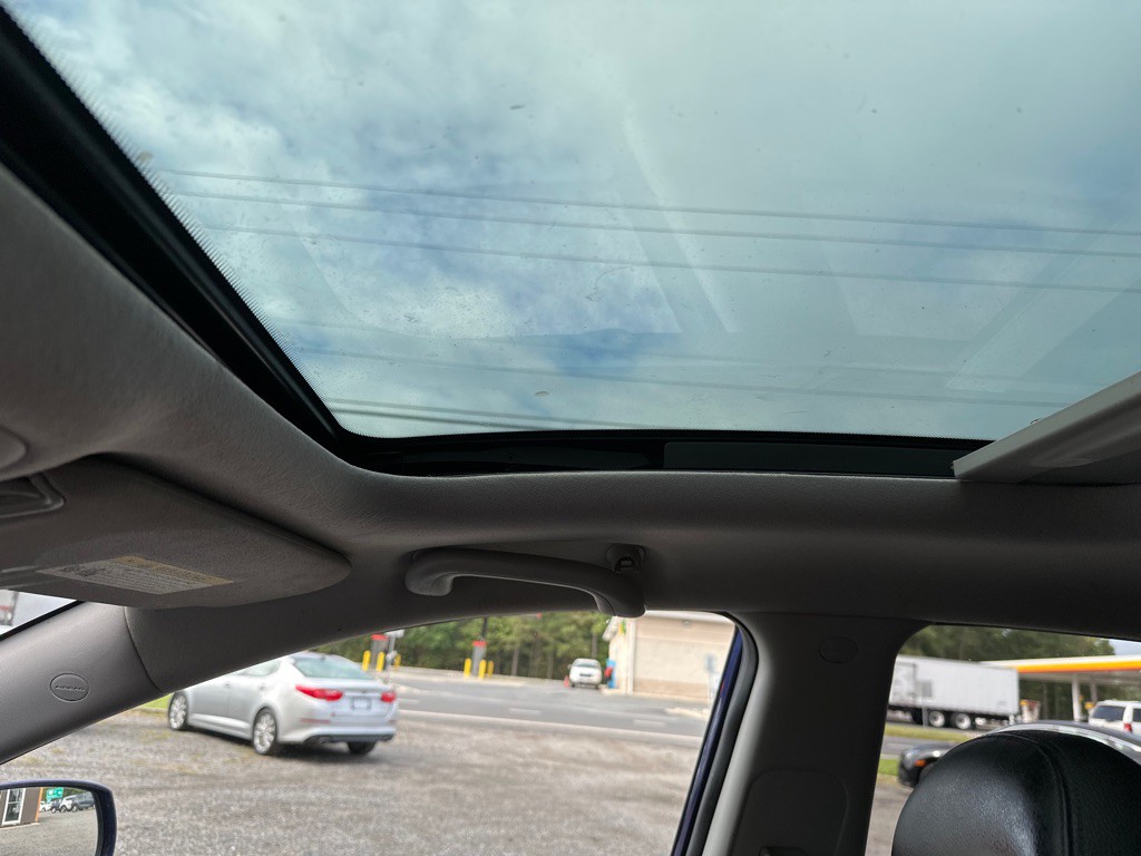 2010 Hyundai Tucson Image 18