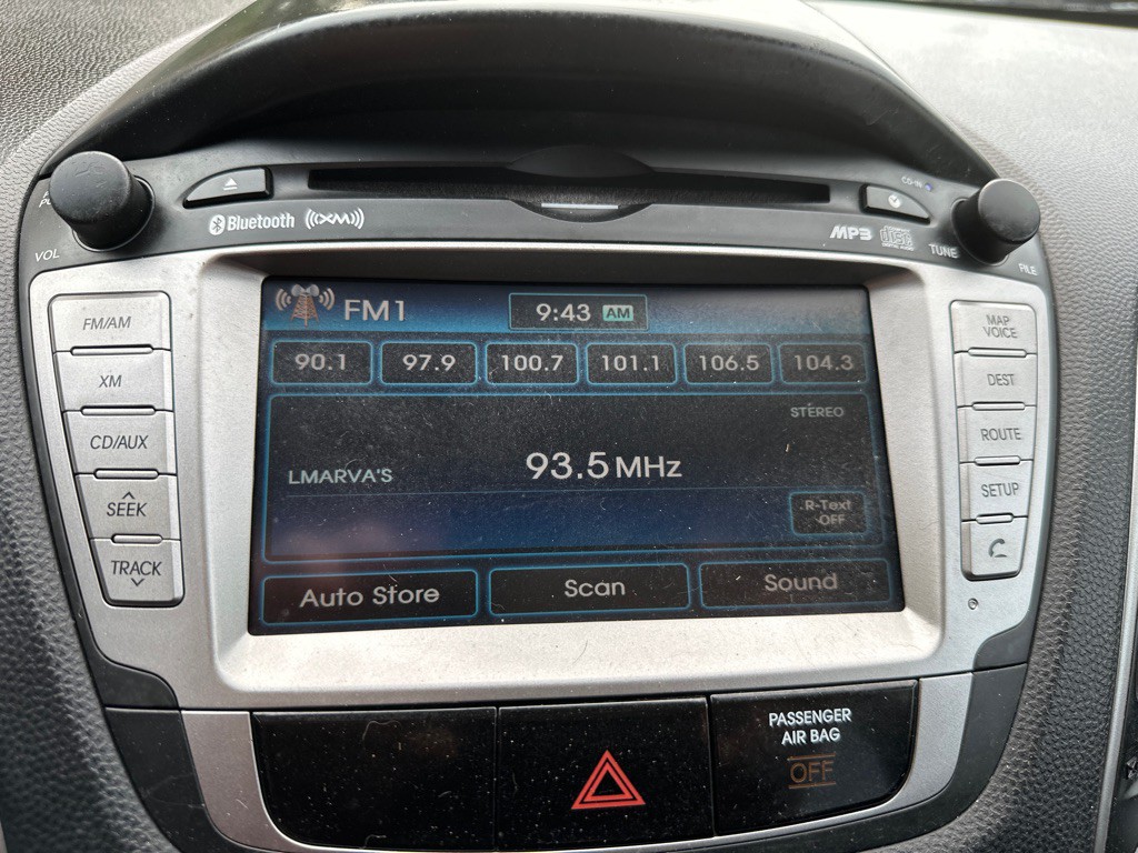 2010 Hyundai Tucson Image 19