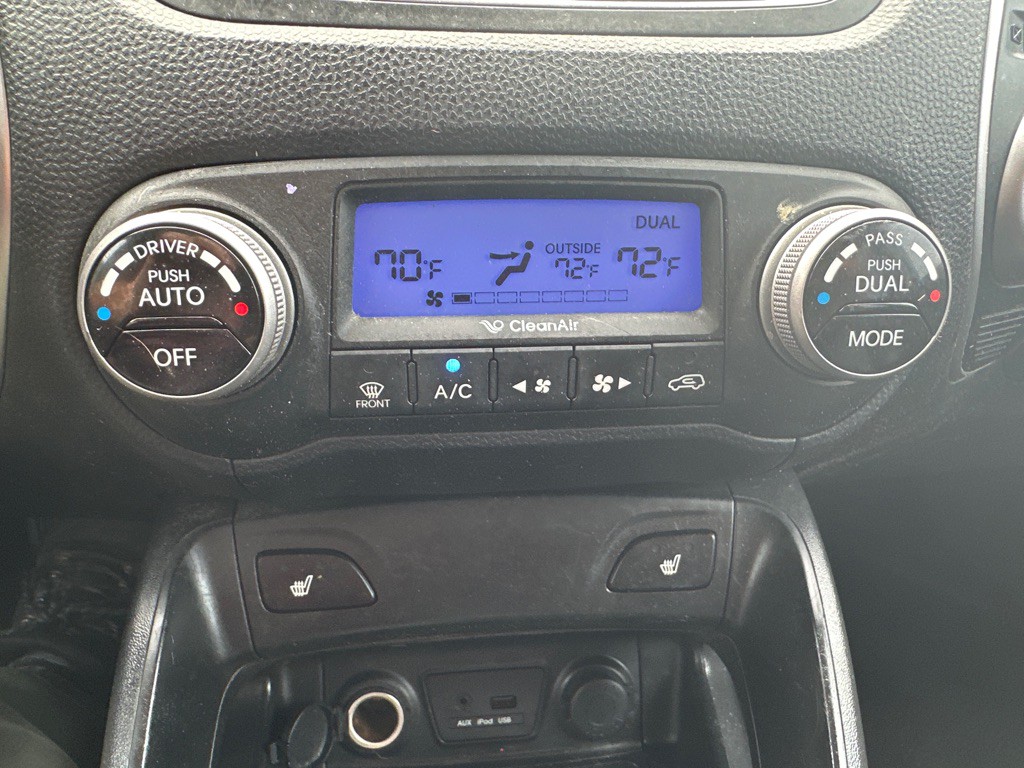 2010 Hyundai Tucson Image 20