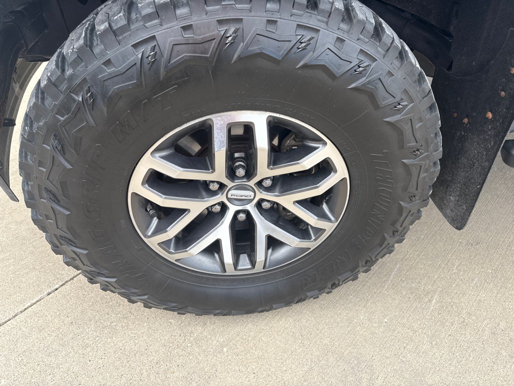 2017 Ford F-150 Image 9