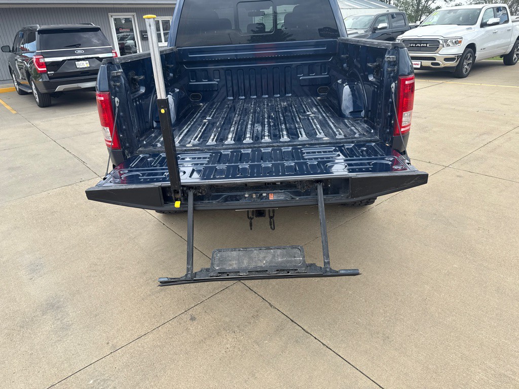 2017 Ford F-150 Image 18