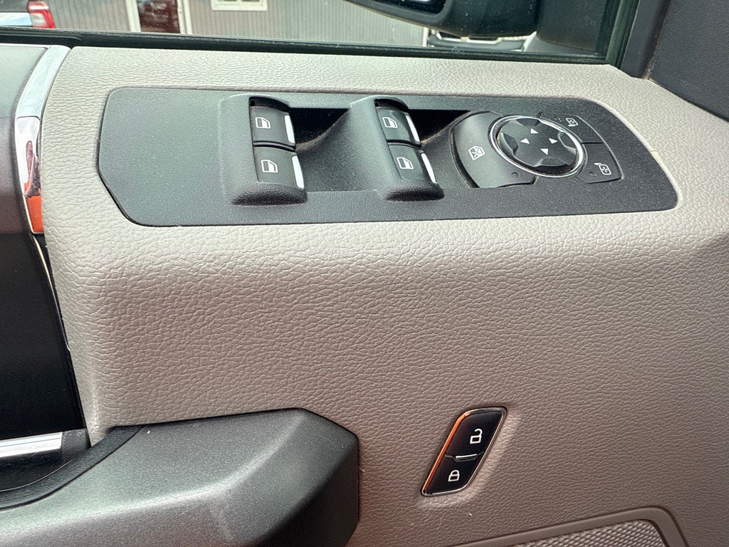 2017 Ford F-150 Image 24