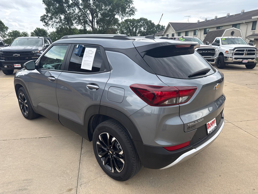 2021 Chevrolet Trailblazer Image 3