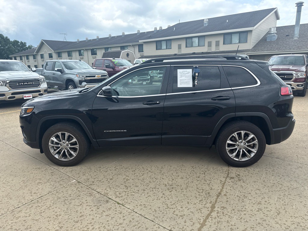 2022 Jeep Cherokee Image 2