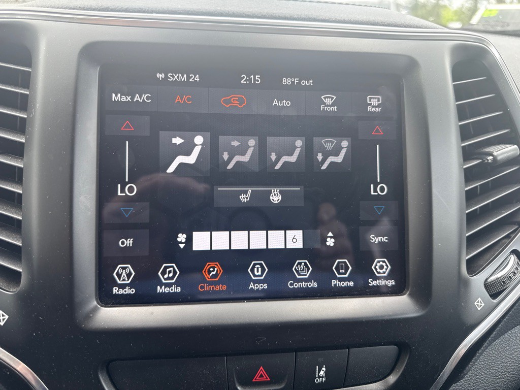 2022 Jeep Cherokee Image 26